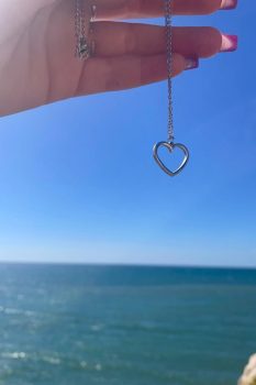 producto-collar-corazon-plateado